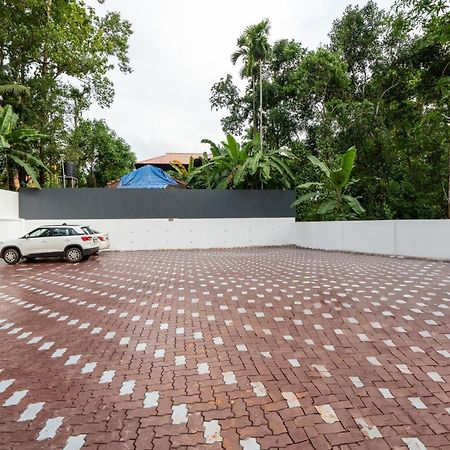 Cochin Airport Hotel Kochi 外观 照片