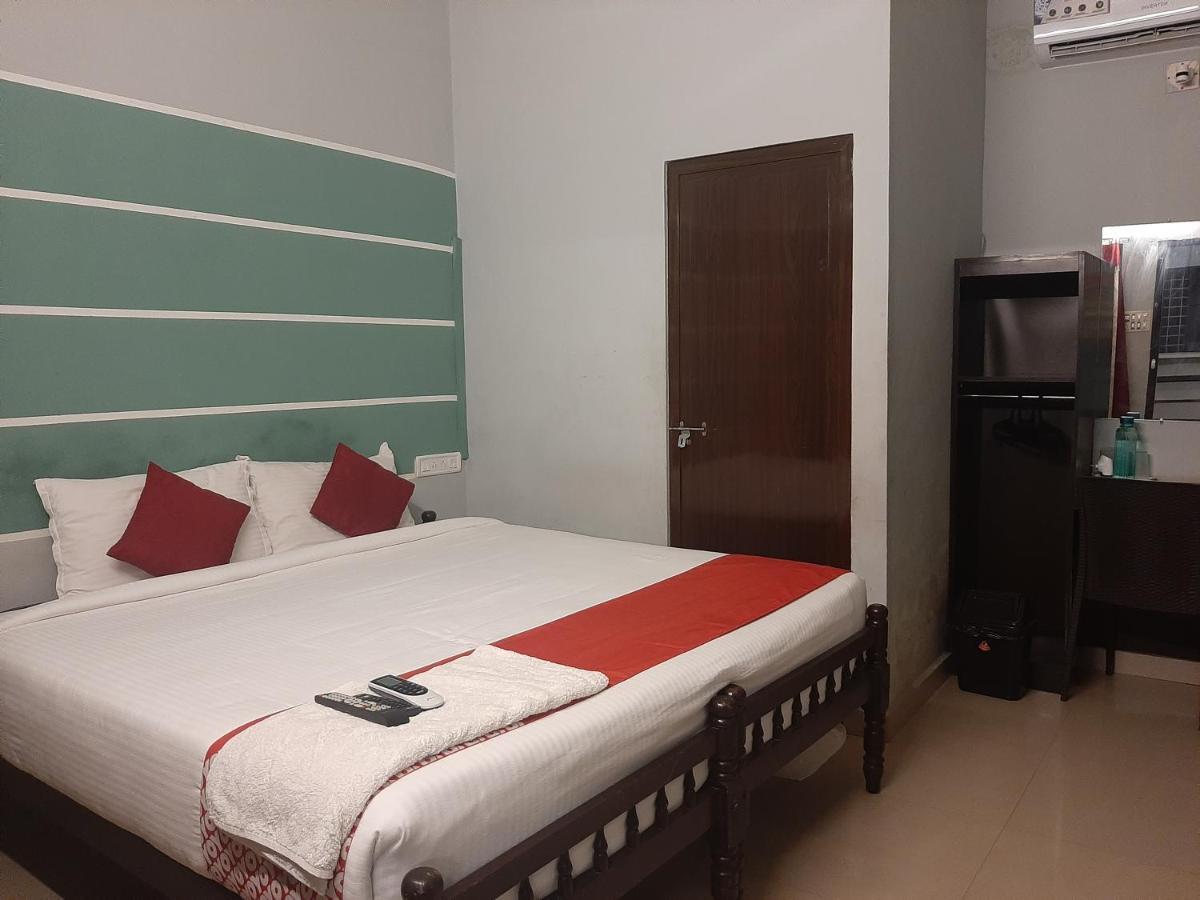 Cochin Airport Hotel Kochi 外观 照片