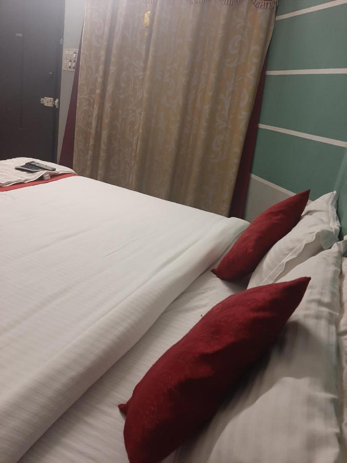 Cochin Airport Hotel Kochi 外观 照片